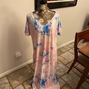 3/$25, tie dye dress, maxi, unknown material, feels like cotton